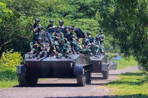 Taruna Aal Korps Marinir Asah Kemampuan Tempur Kavaleri Di Lattek