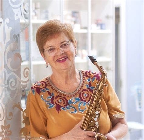 Russia mourns top sax - Slippedisc