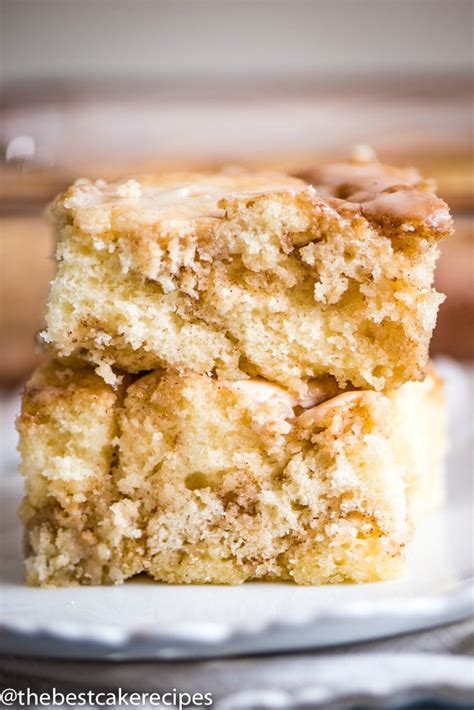 Cinnamon Roll Cake Recipe Easy Breakfast Cake With Cinnamon