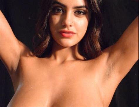 Indian Pornstar Nude Photos With Beautiful Boobs Indian Nude Girls