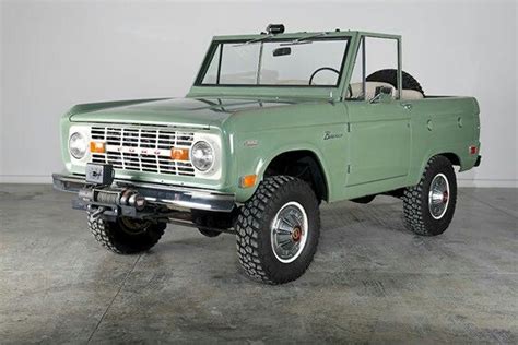 Nice Stock Look Classic Ford Broncos Ford Bronco Classic Bronco