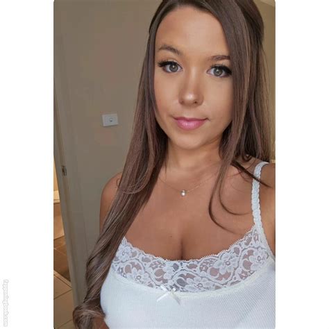 Kimjade999 Nude OnlyFans Leaks Fappening FappeningBook