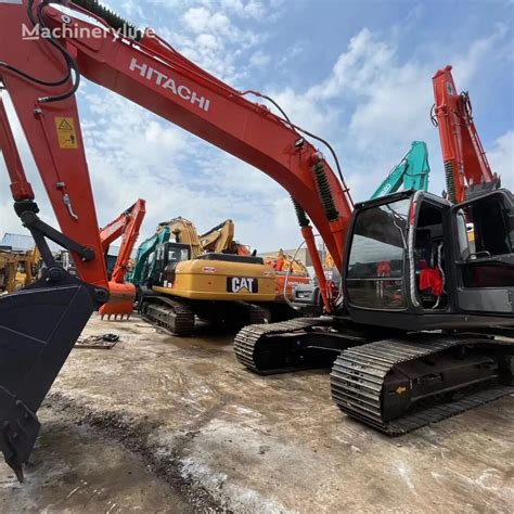 Hitachi Zx200 Tracked Excavator For Sale China VY39479