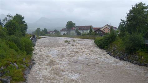 Hochwasser Meldestufen Im Oberallg U Erreicht