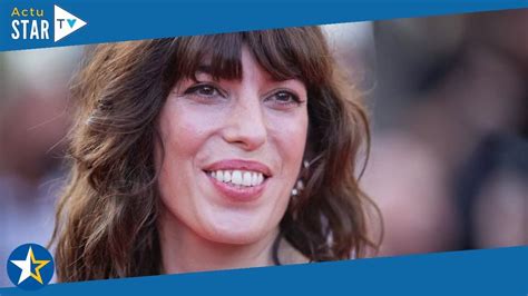 Lou Doillon maman louve avec Laszlo elle dévoile subtilement le