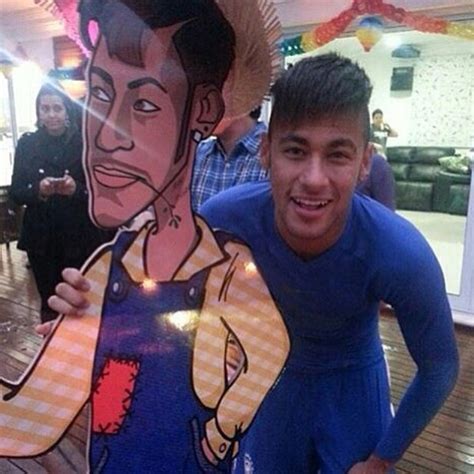 Ego Neymar Curte Festa Junina Thiaguinho E Posta Foto Caipiras