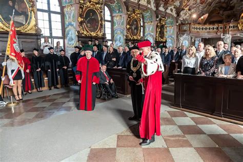 Nadanie Tytu U Doktora Honoris Causa Prof Dr Hab Piotrowi