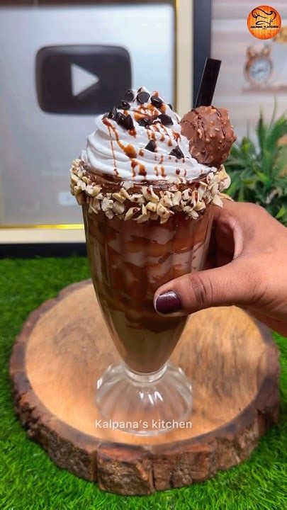 Ferrero Rocher Chocolate Shake 😍😍 ️ ️chocolate Chocolateshake