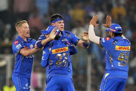 Ipl Mumbai Indians Vs Gujarat Titans