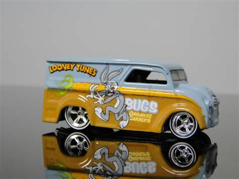 Hotwheels Day Dairy Delivery Looney Tunes Hot Wheels Pop Culture Series Bugs Bunny 2013