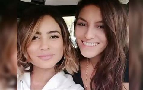 Camila Recabarren Y Su Polola Arrasan Con Apasionada Foto En Bikini Tecache Cl