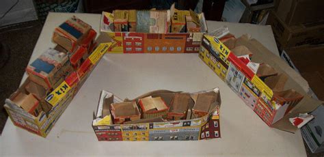 4 Vintage Betty Crocker Cereal Trays With 27 Cereal Boxes Cheerios