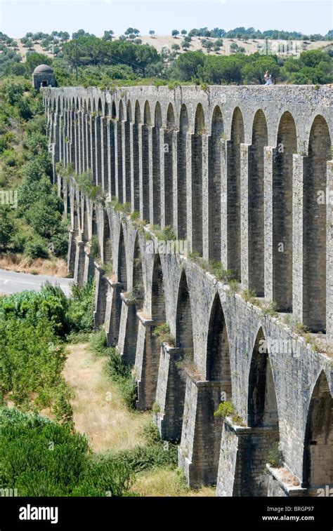 Pegões monumental aqueduct in Tomar Row of arches Stock Photo Alamy