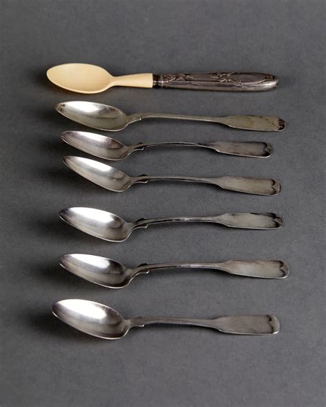 SET OF SILVER SPOONS