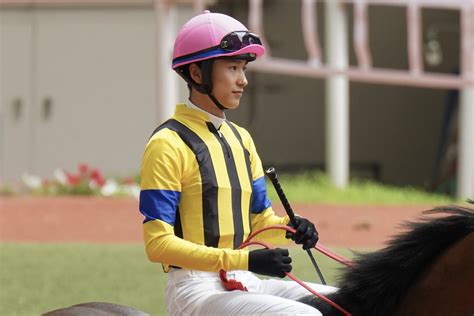 🏃🏾岩田望来、1番人気「ドン詰まり」に大ブーイング素質馬の2戦連続取りこぼしに「レースを組み立てることができませんでした」 スレッド閲覧