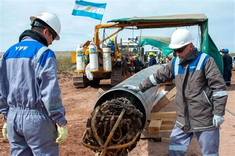 YPF inaugura el oleoducto Vaca Muerta Norte para exportar más a Chile y