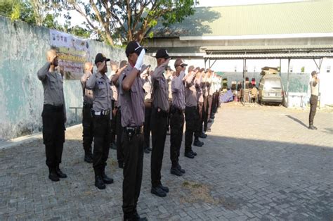 Tingkatkan Profesionalisme Satpam Polda Jatim Buka Diklat Gada Pratama