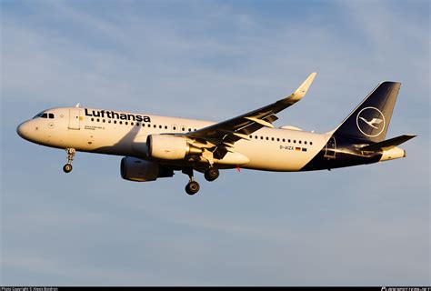 D AIZX Lufthansa Airbus A320 214 WL Photo By Alexis Boidron ID