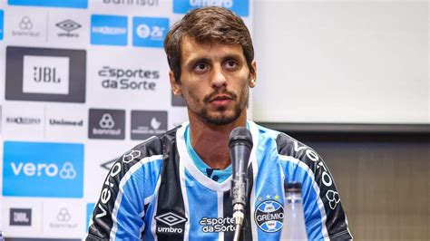 Rodrigo Caio Quer Provar Para Si Mesmo Que Ainda Pode Jogar Em Alto