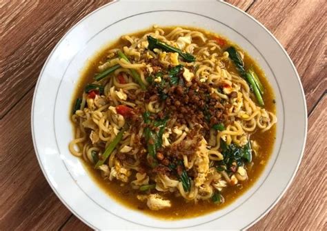 Resep Mie Nyemek Ala Rumahan Yang Bikin Ngiler