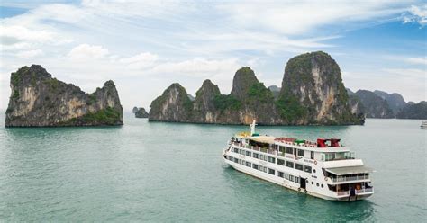 Au départ de Hanoi Croisière de luxe de 2 jours dans la baie d Ha