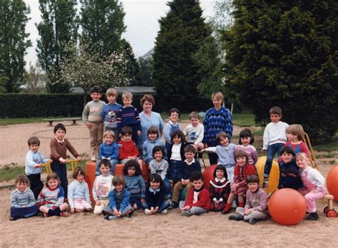 Photo De Classe Moyenne Section De 1984 MATERNELLES SALENGRO Copains