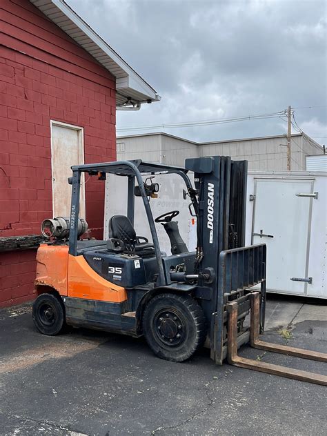 Huge Construction Equipment Tools Liquidation Auction Online