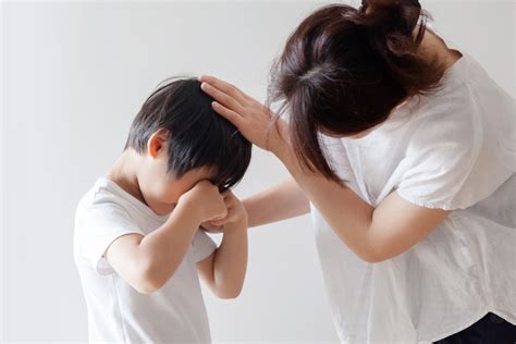 【保育士必見】子どもへの適切な叱り方とは？年齢別に解説 お役立ち情報 保育求人ラボ