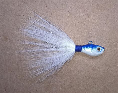 Ultra Minnow Bucktail Jig Pearl White Blue Shad Spro Swivel