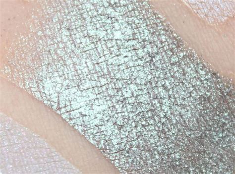 Pantone 2016 Rose Quartz And Serenity Beauty Phyrra Bloglovin