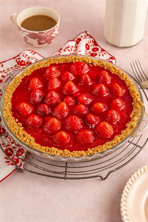 Strawberry Pretzel Pie The Novice Chef