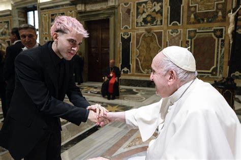 Aka 7even On Twitter 🤝🏼🤍 Questa È Trap Pontifexit
