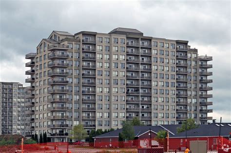 Westmount Estates I Apartments 325 Southdale Rd W London On