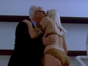 KAREN CLICHE Nude AZNude