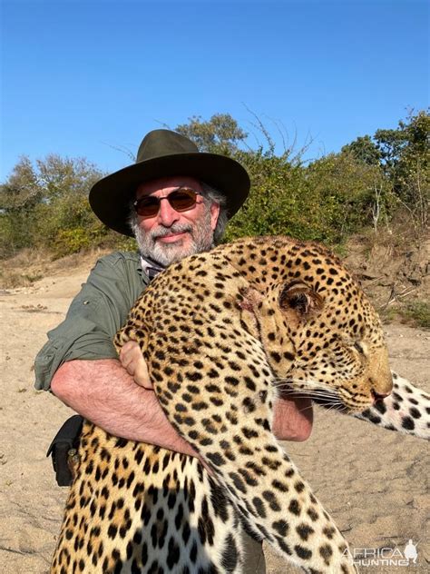 Leopard Hunting Zimbabwe