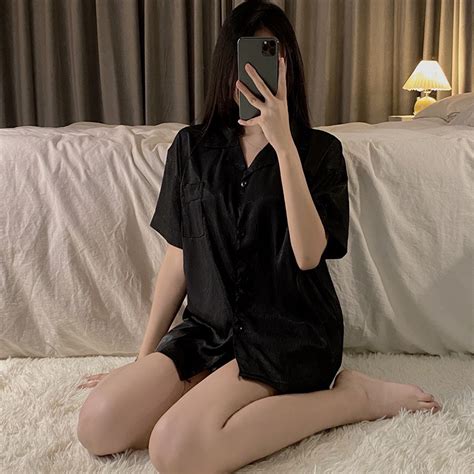 BỘ ĐỒ NGỦ MẶC NHÀ CỘC TAY LỤA VÂN XƯỚC SANG CHẢNH HOT HÈ 2023 Shopee