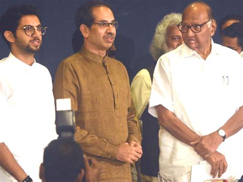 Uddhav Thackeray Ncp Chief Sharad Pawar And Aditya Thackeray Gets Income Tax Notice Over