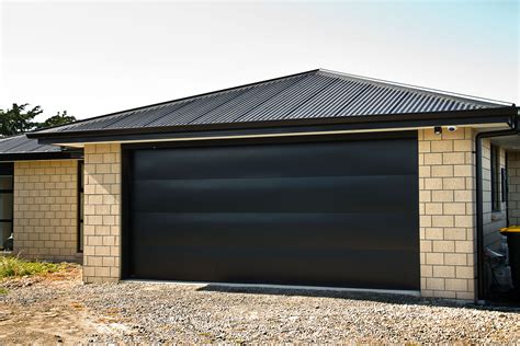 11 Sample Dominator Garage Door Colours For Small Room | Modern Garage Doors