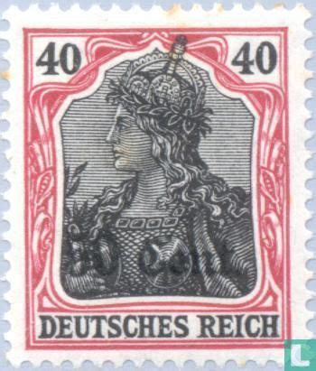 Timbres allemands avec surcharge pour la zone des étapes 50 40 1916