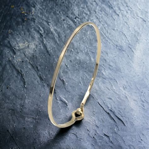 14k Gold Bangle Bracelet - Etsy