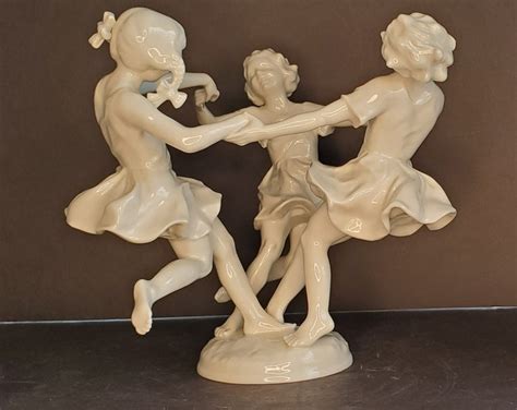 Vintage Lorenz Hutschenreuther Karl Tutter 3 Girls Dancing May Dance