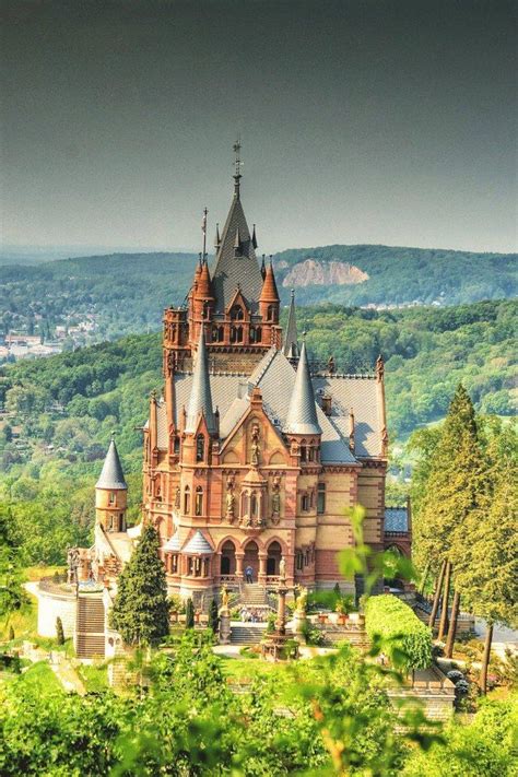 Замок Драхенбург (Schloss Drachenburg) — замок на юге земли Северный ...