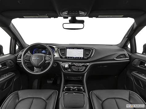 2021 Chrysler Pacifica Hybrid Reviews Price Specs Photos And Trims