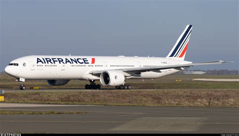 F GSQL Boeing 777 328ER Air France Alewx JetPhotos