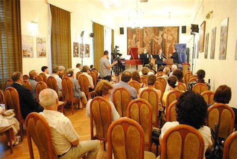 Concert De Muzica Veche Romaneasca La Basilicaro
