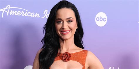 Katy Perry S Cut Out Leather Naked Dress Flashes Her Starfish Nipple