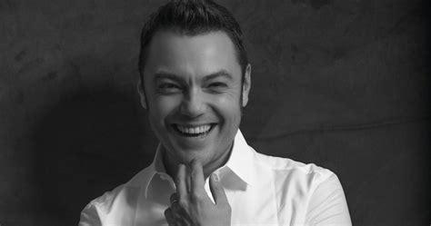 News Radioitalia Tiziano Ferro Anno Nuovo Disco Nuovo Ecco Il