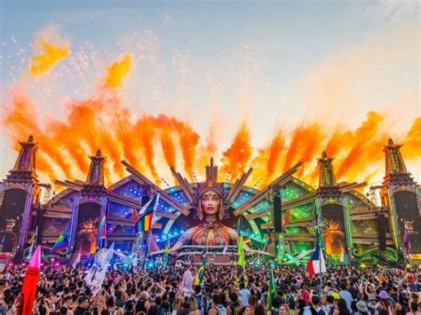 EDC México 2024 presenta el escenario kineticFIELD Mundo Indie Mx