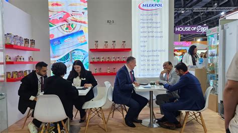 Mlekpol Na Targach Gulfood W Dubaju Poradnik Handlowca