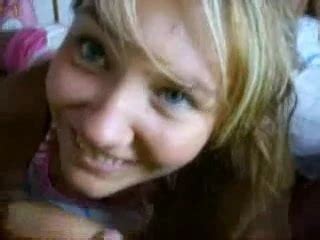 A Very Pleasurable Train Ride Amateur Amateur Porn Xhamster